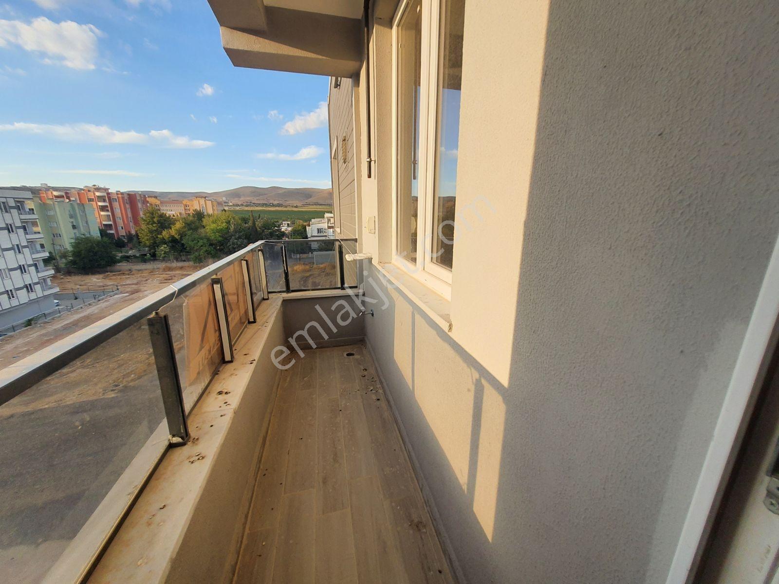Öznur Emlak'tan Dağeteğinde Satılık 1+1 Lüks Daire — fotoğraf 13