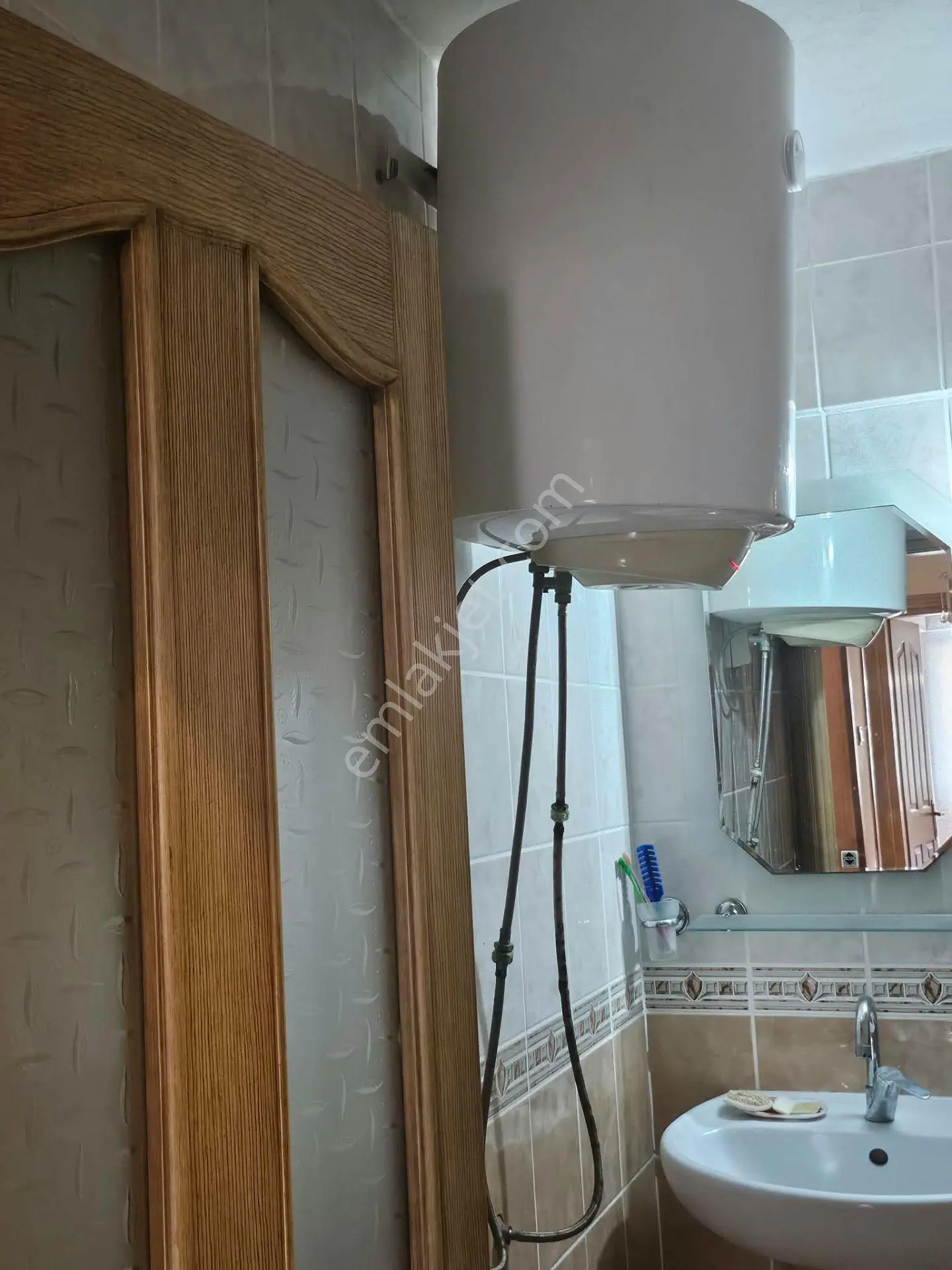 Denize 120 Metrede Merkezi Konumdaki Bitişik Nizam Villamiz Acil Satılık — fotoğraf 3