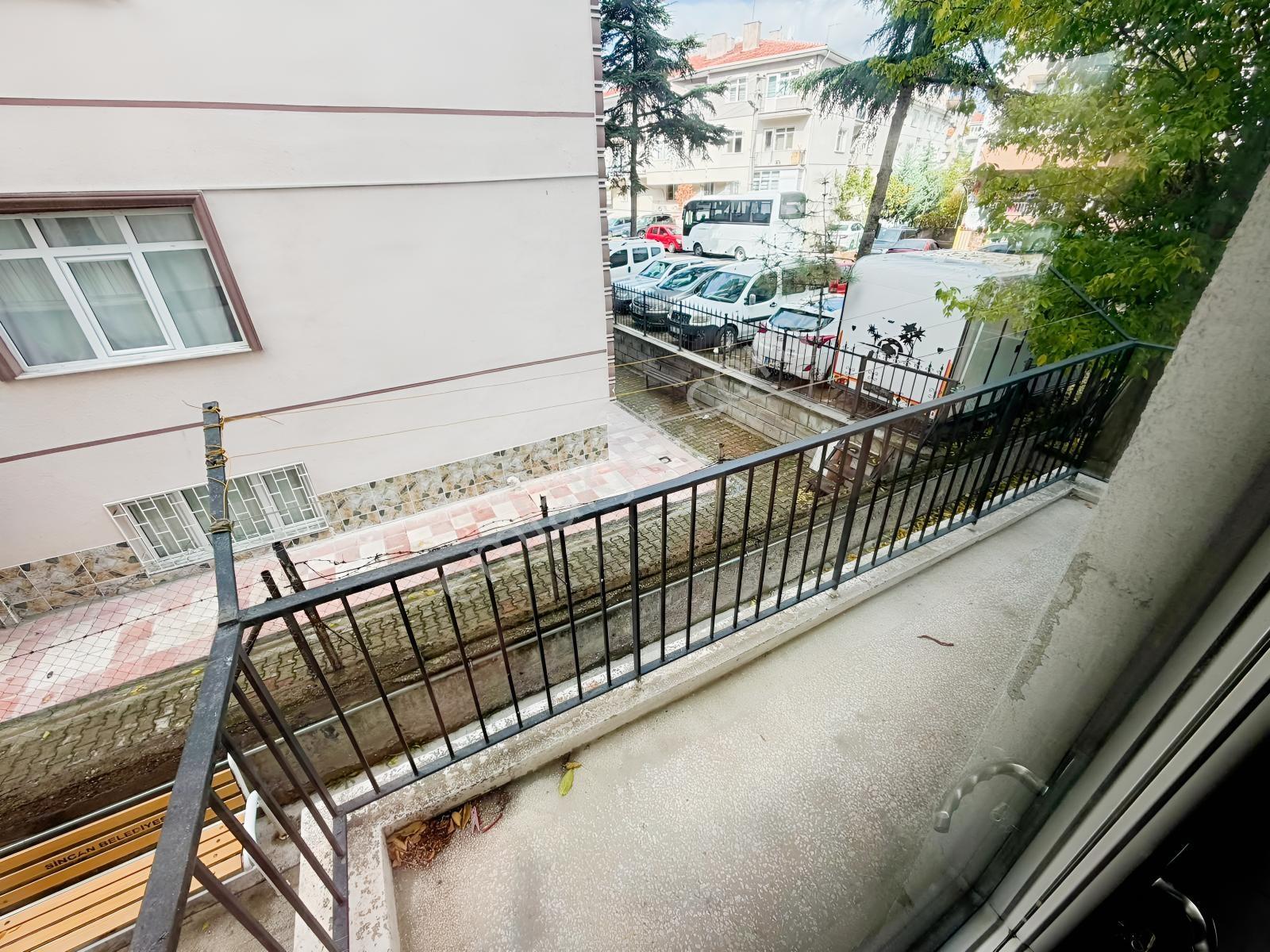 Es'as'tan İstasyon Mahallesinde 3+1 Okul Yakını Satılık Daire — fotoğraf 22