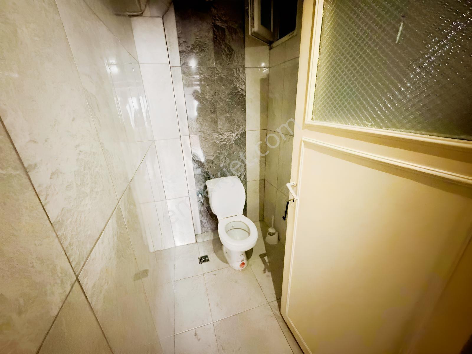 Es'as'tan İstasyon Mahallesinde 3+1 Okul Yakını Satılık Daire — fotoğraf 27