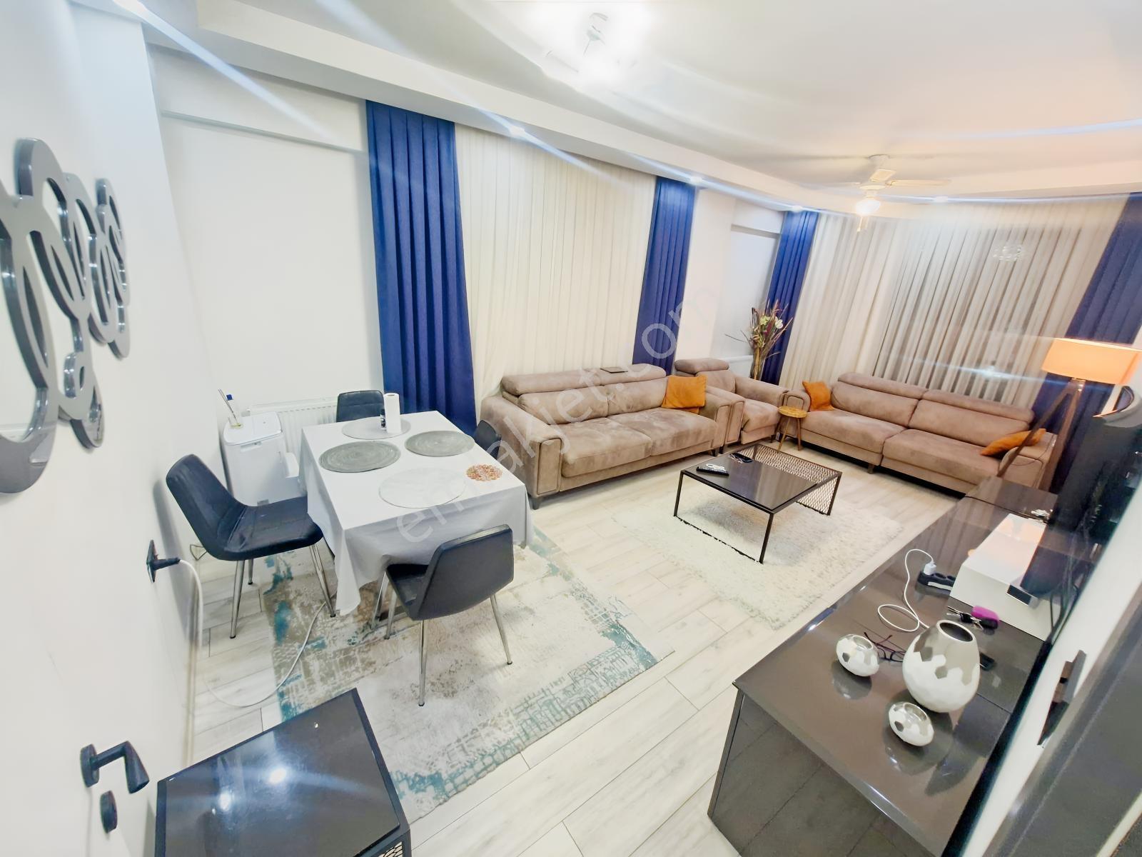Huzurdan Cadde Üzeri 3+1 Doğalgazlı Ebevny Banyolu Satılık Daire — fotoğraf 8