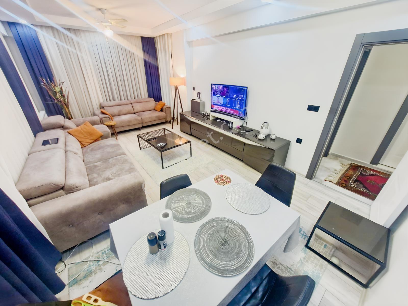 Huzurdan Cadde Üzeri 3+1 Doğalgazlı Ebevny Banyolu Satılık Daire — fotoğraf 11