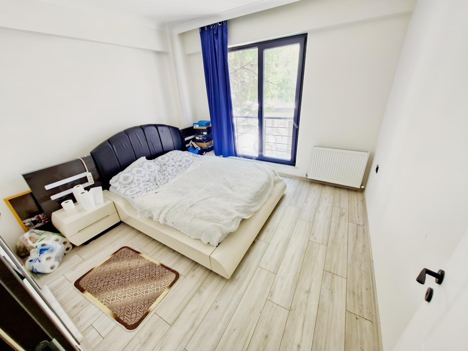 Huzurdan Cadde Üzeri 3+1 Doğalgazlı Ebevny Banyolu Satılık Daire — fotoğraf 21