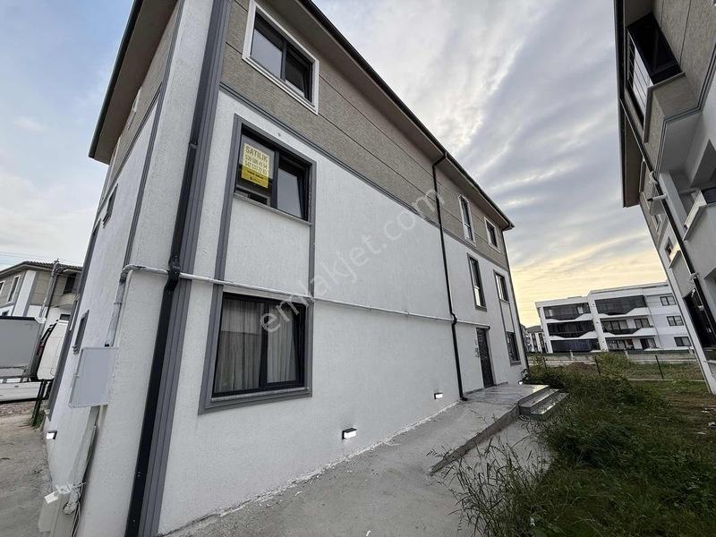 Ömerciklerde Koridorlu Lüks 1+1 | Orta Kat Ön Cephe | İskanlı — fotoğraf 2