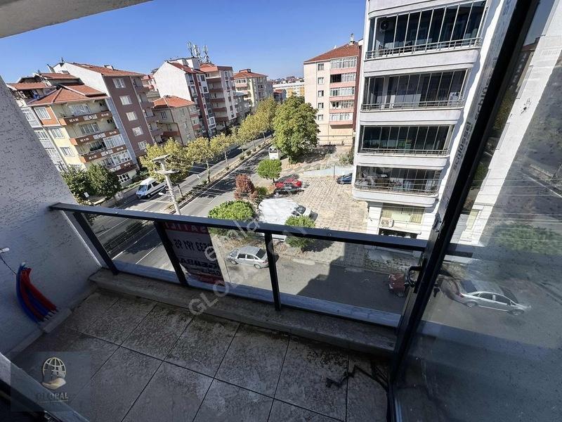 Atatürk Bulvarı Üzerinde 1+1 Fırsat Daireler — fotoğraf 12