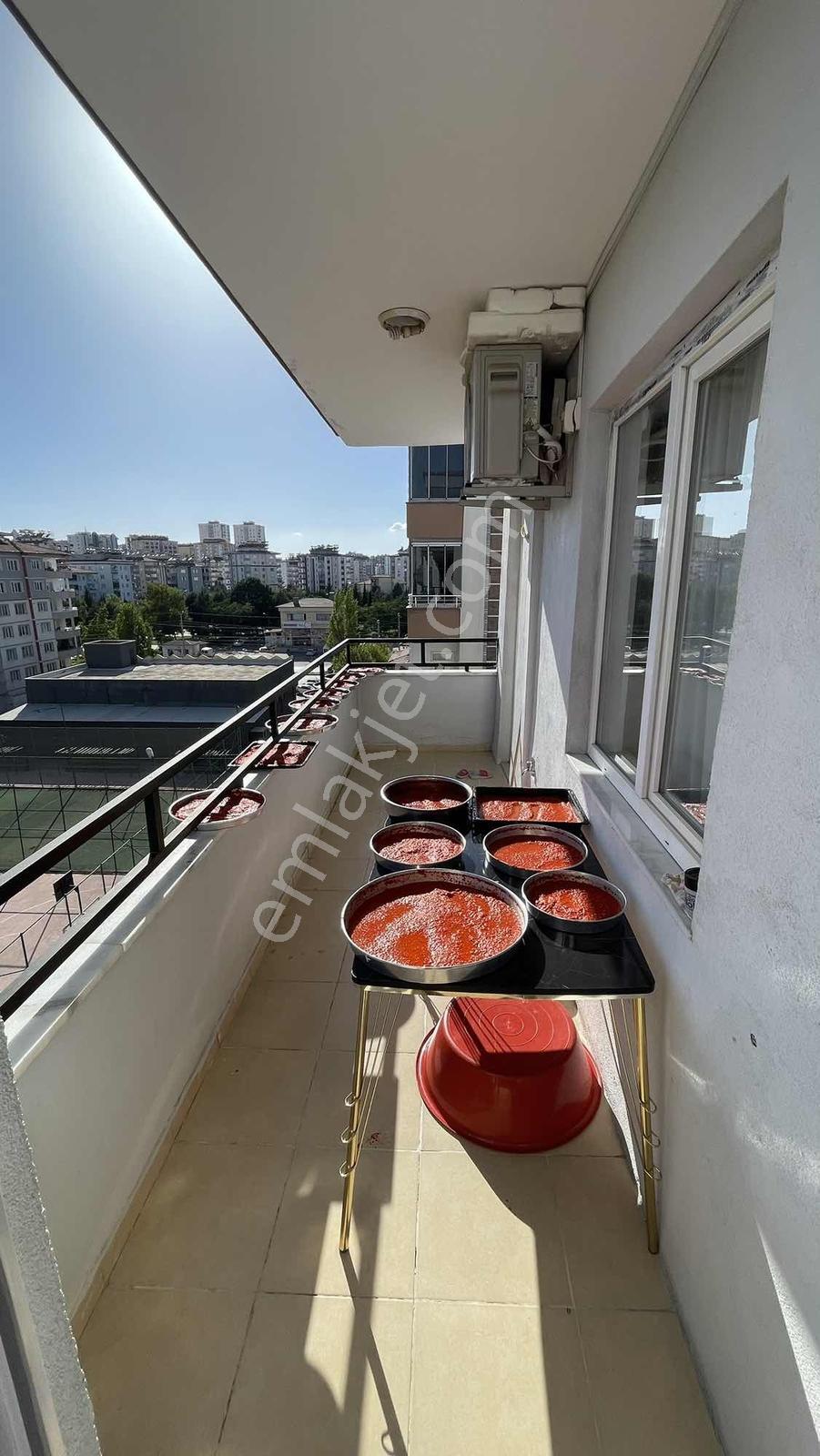 Emlak Diyarından Karataşta 3+1 Ebeveyn Banyolu Satılık Daire — fotoğraf 14