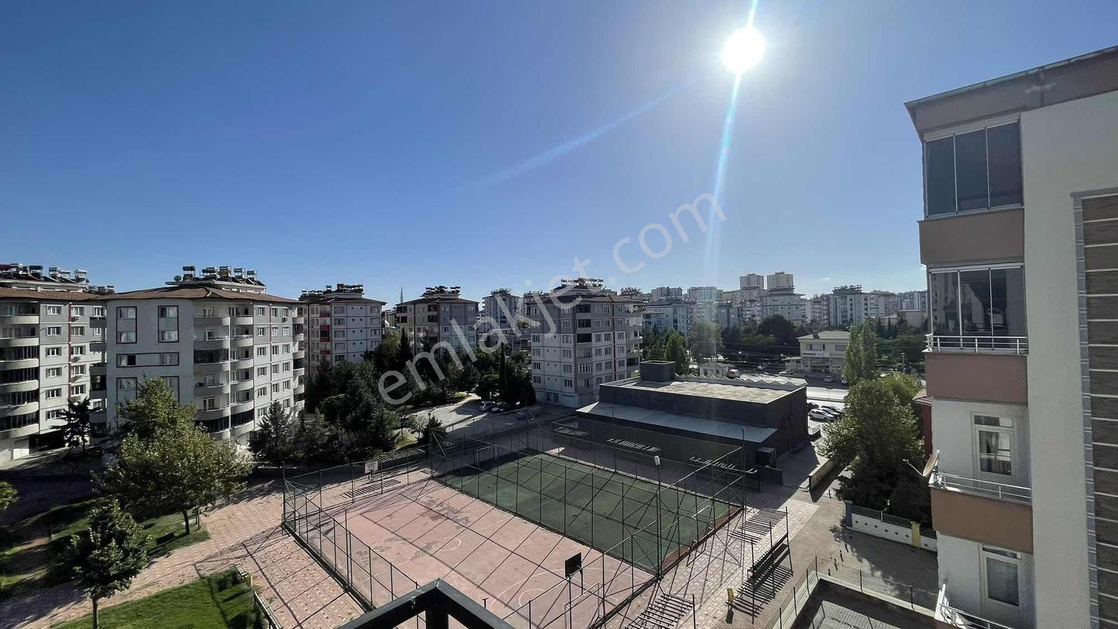 Emlak Diyarından Karataşta 3+1 Ebeveyn Banyolu Satılık Daire — fotoğraf 17