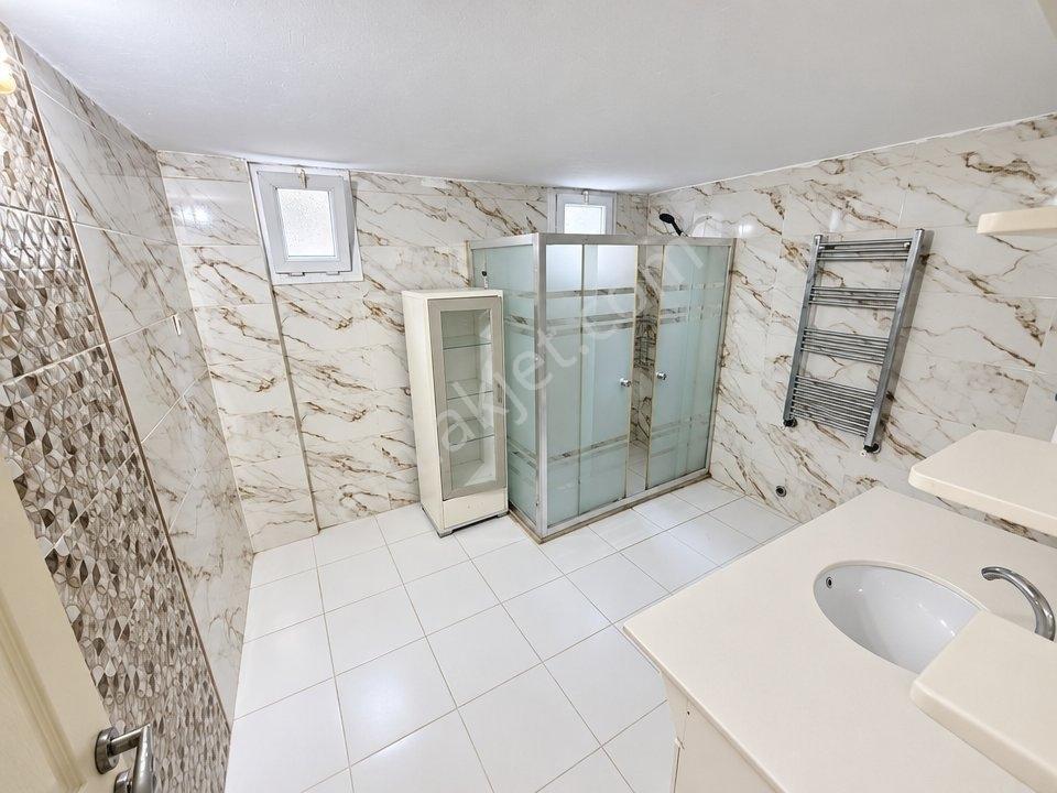 Buca Yeşilbağlar Mah 170 M2 Doğalgazlı 3+1 Hemen Teslim — fotoğraf 14