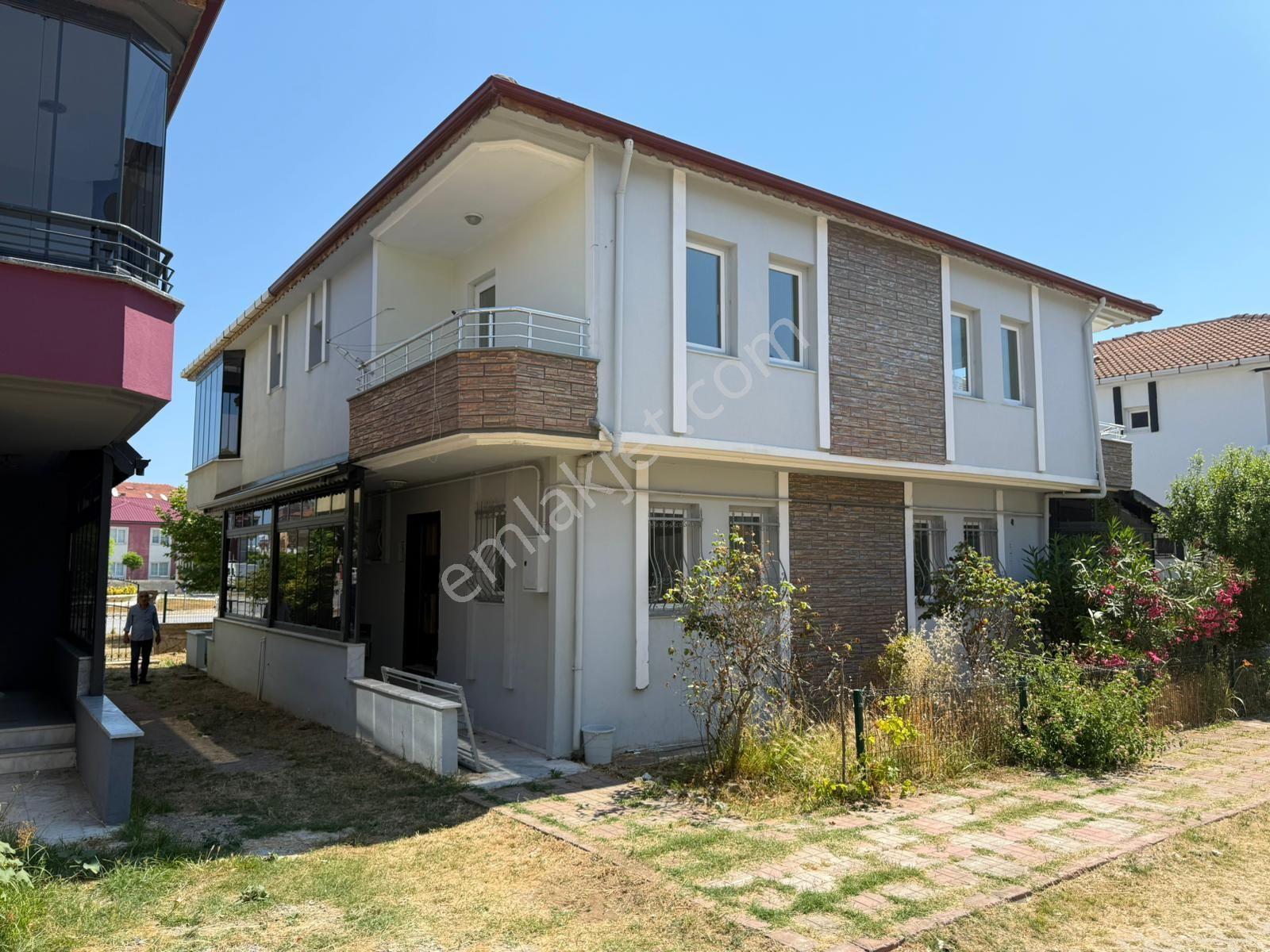 Referans'dan Eşsiz Konumda! Dubleks 3+1 Geniş Villa Fırsatı !!!!