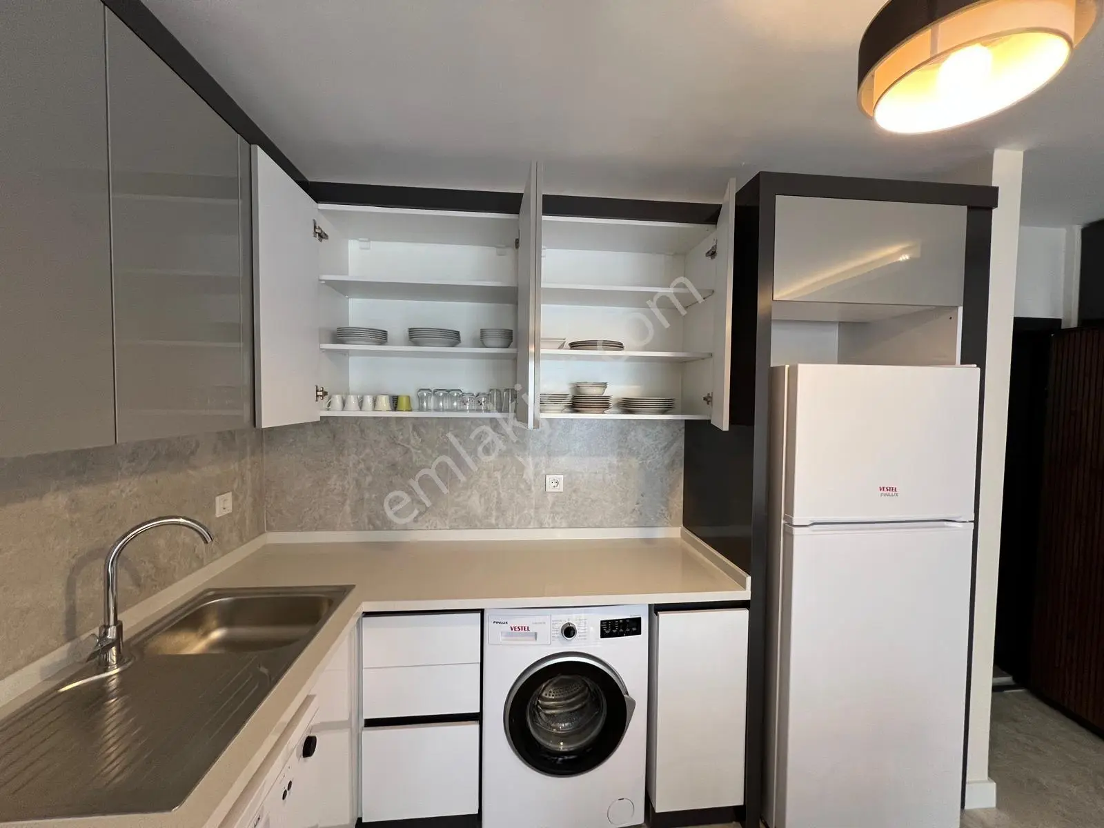 İncek 'te Kiracılı Full Esyalı Yatırıma Uygun Satılık Daire — fotoğraf 5