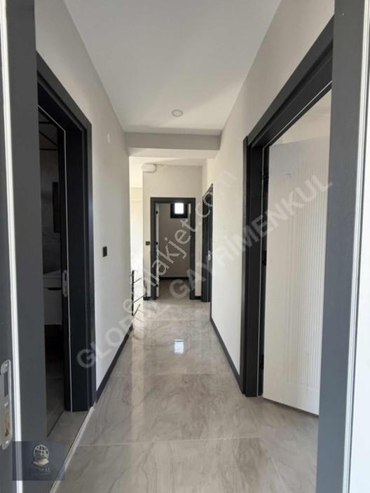 Deniz Manzaralı 4+1 Lüx Sıfır Bahçe Kullanım Alanlı Havuzlu — fotoğraf 21