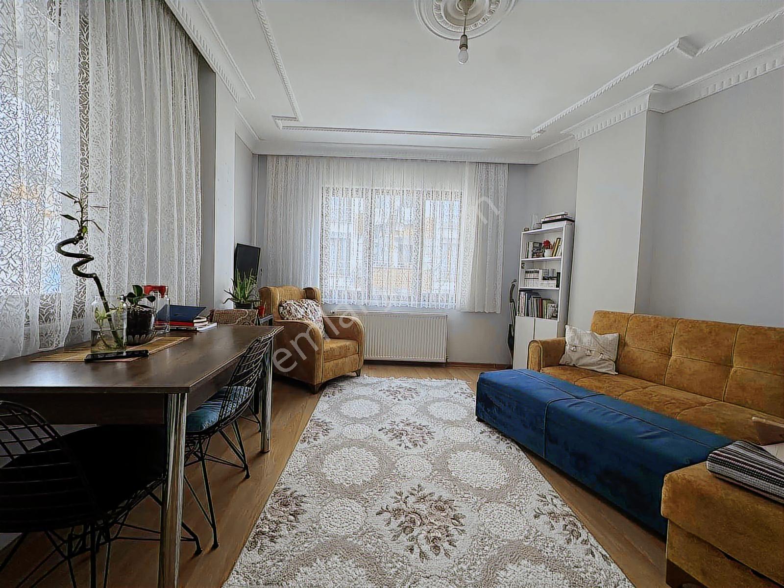 Tamamına Kredili+eminevm Uyg+33.000 Kiracılı+araç Takas+mülkiyet — fotoğraf 2