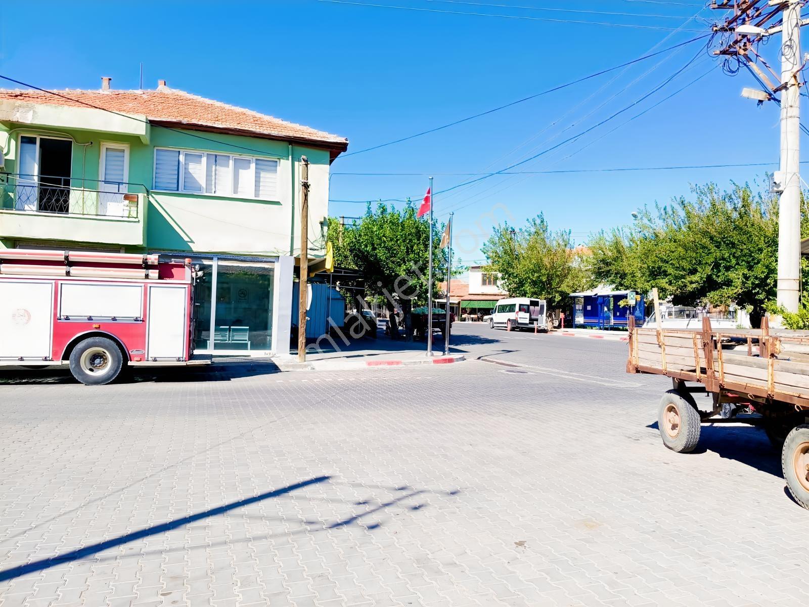 Göçbeyli Merkezde 4+1 Masrafsız Müstakil Ev