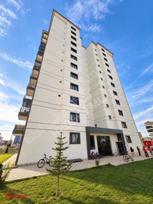 Hedef Emlaktan Yeşilyurt'ta Satılık 4+1 Ultra Lüx Site İçi Daire — fotoğraf 2