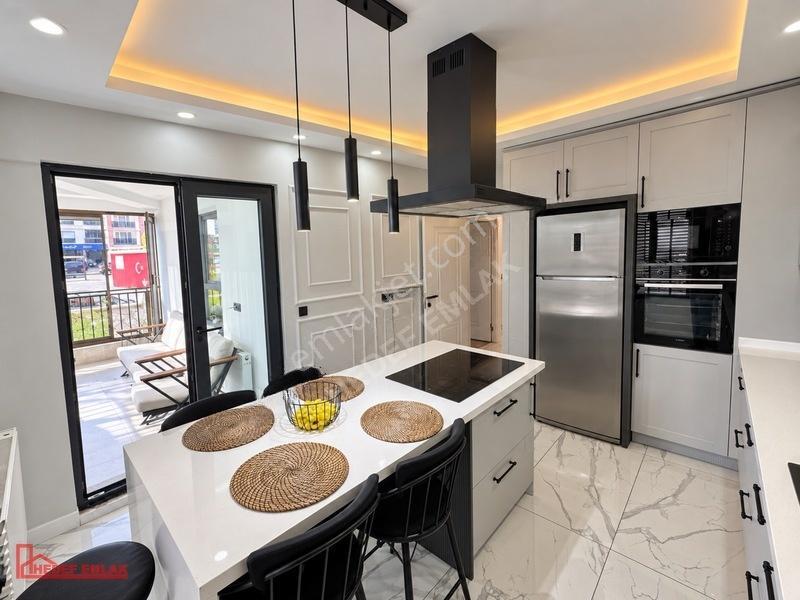 Hedef Emlaktan Yeşilyurt'ta Satılık 4+1 Ultra Lüx Site İçi Daire — fotoğraf 14
