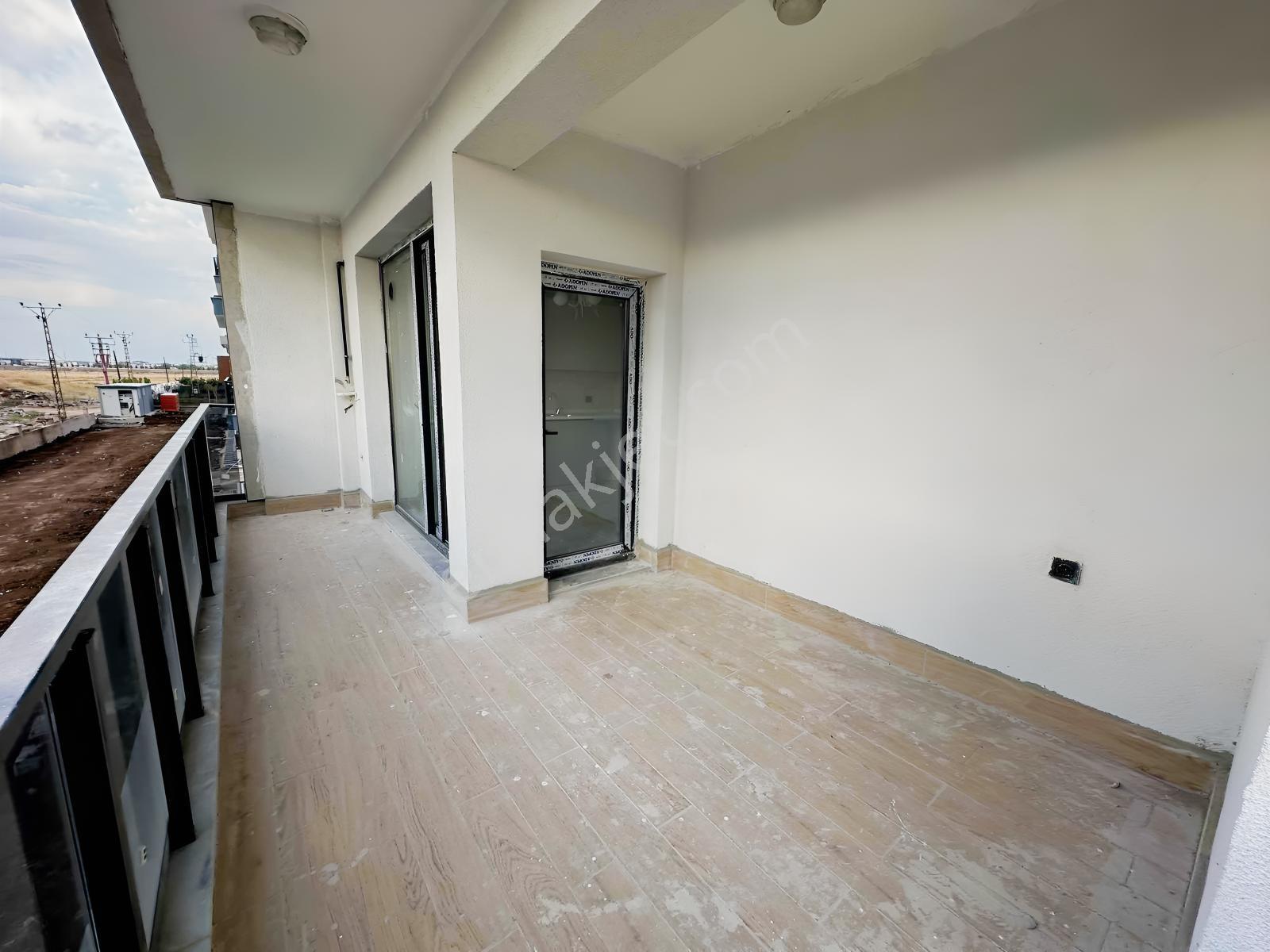 Dökmetaşta Satılık 2+1 Sıfır Daire — fotoğraf 3