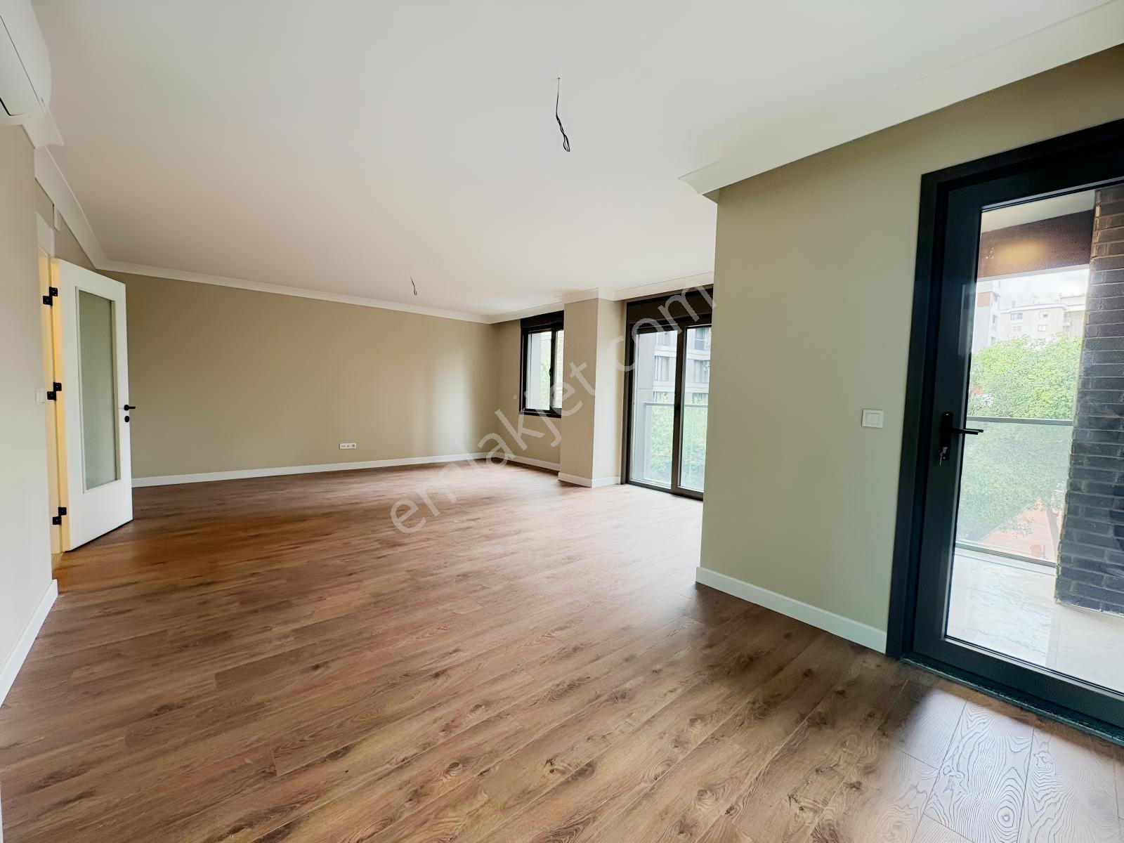 Erenköy Divan Arkası Sıfır 3+1 — fotoğraf 5