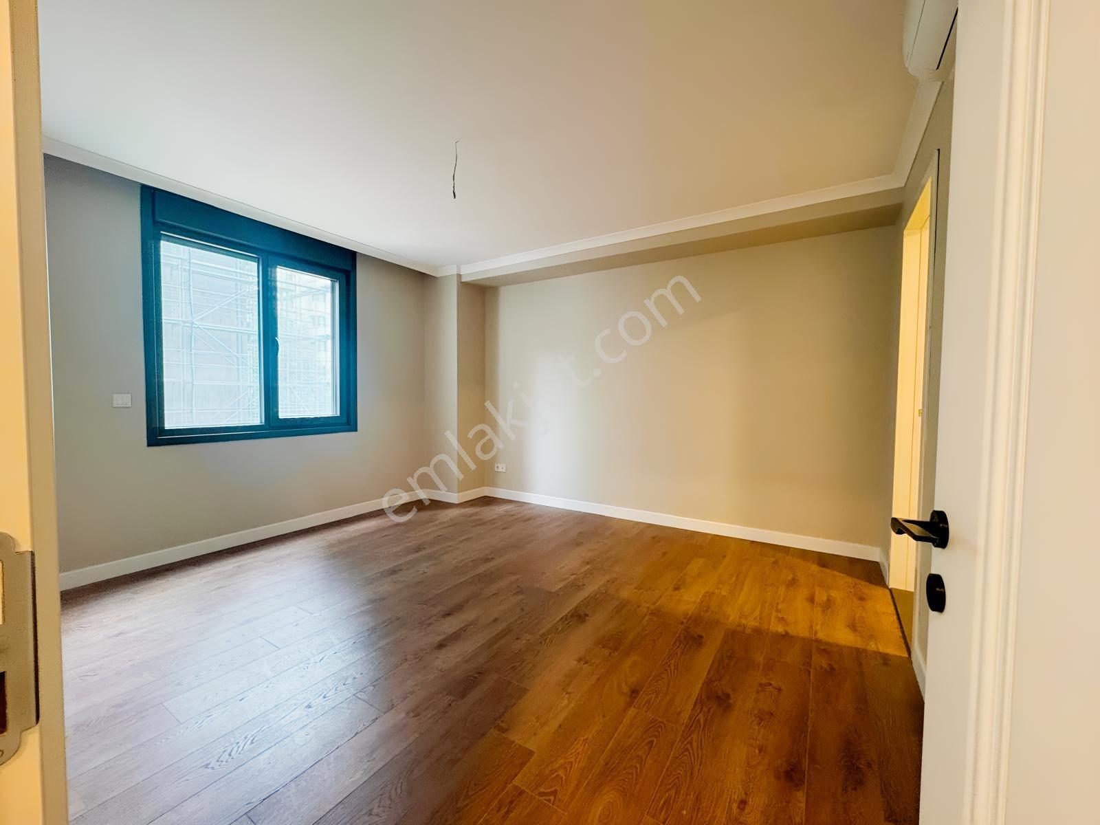 Erenköy Divan Arkası Sıfır 3+1 — fotoğraf 7