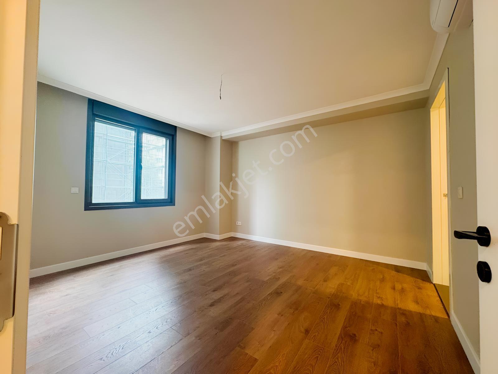 Erenköy Divan Arkası Sıfır 3+1 — fotoğraf 8