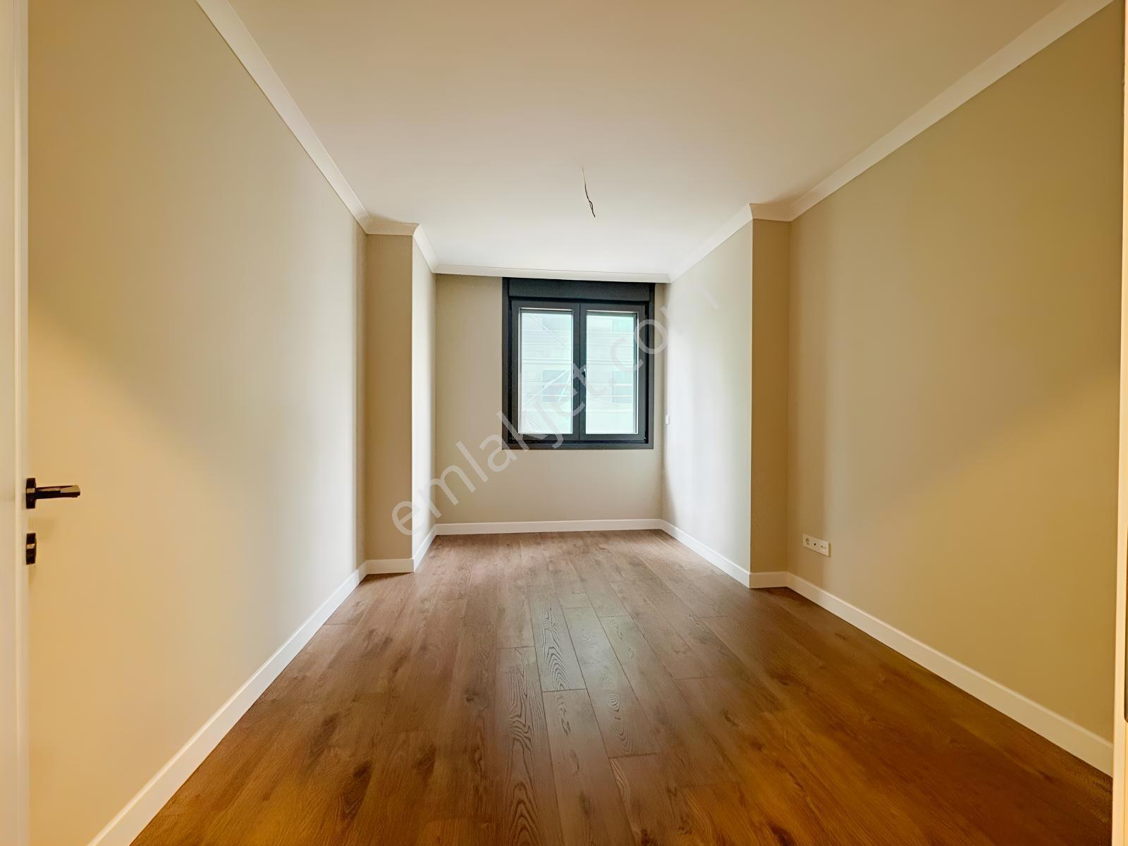 Erenköy Divan Arkası Sıfır 3+1 — fotoğraf 9