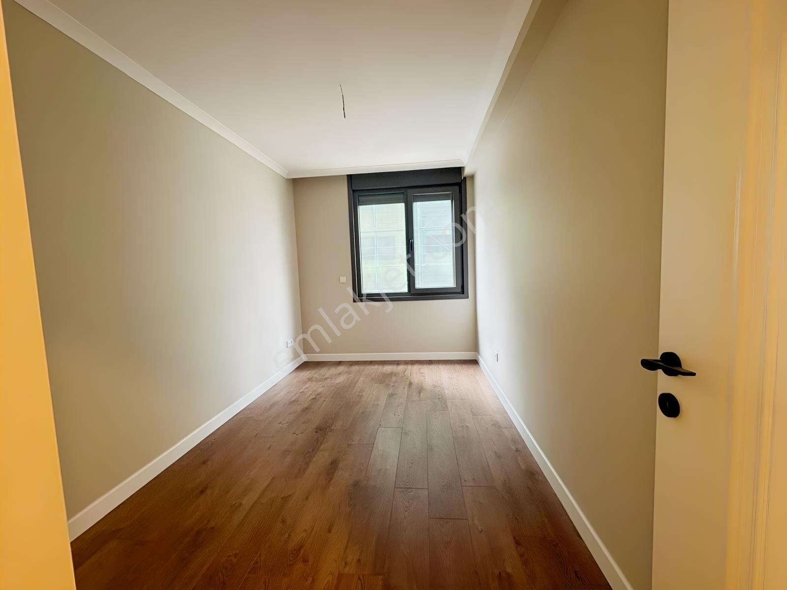 Erenköy Divan Arkası Sıfır 3+1 — fotoğraf 10
