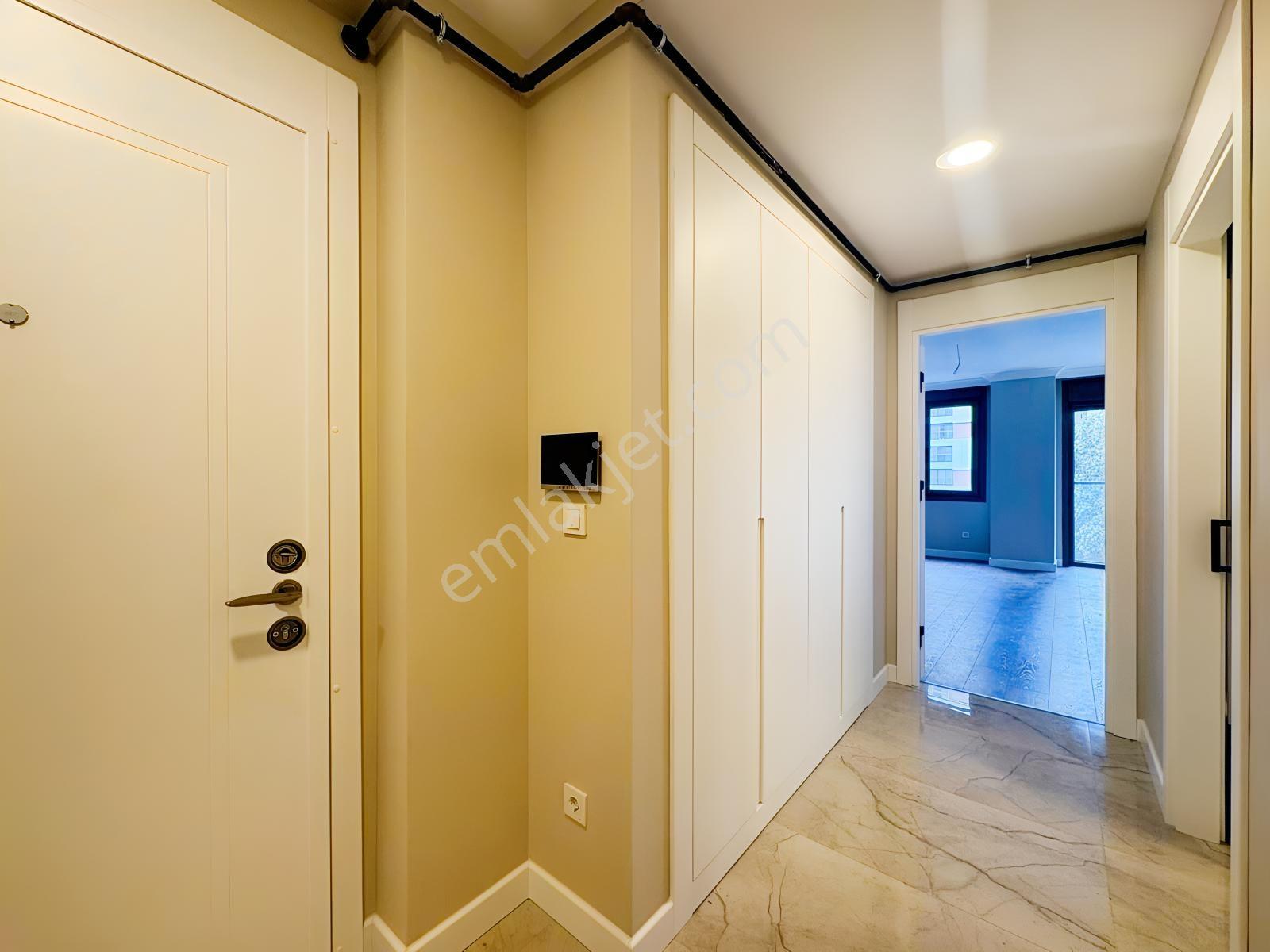 Erenköy Divan Arkası Sıfır 3+1 — fotoğraf 12
