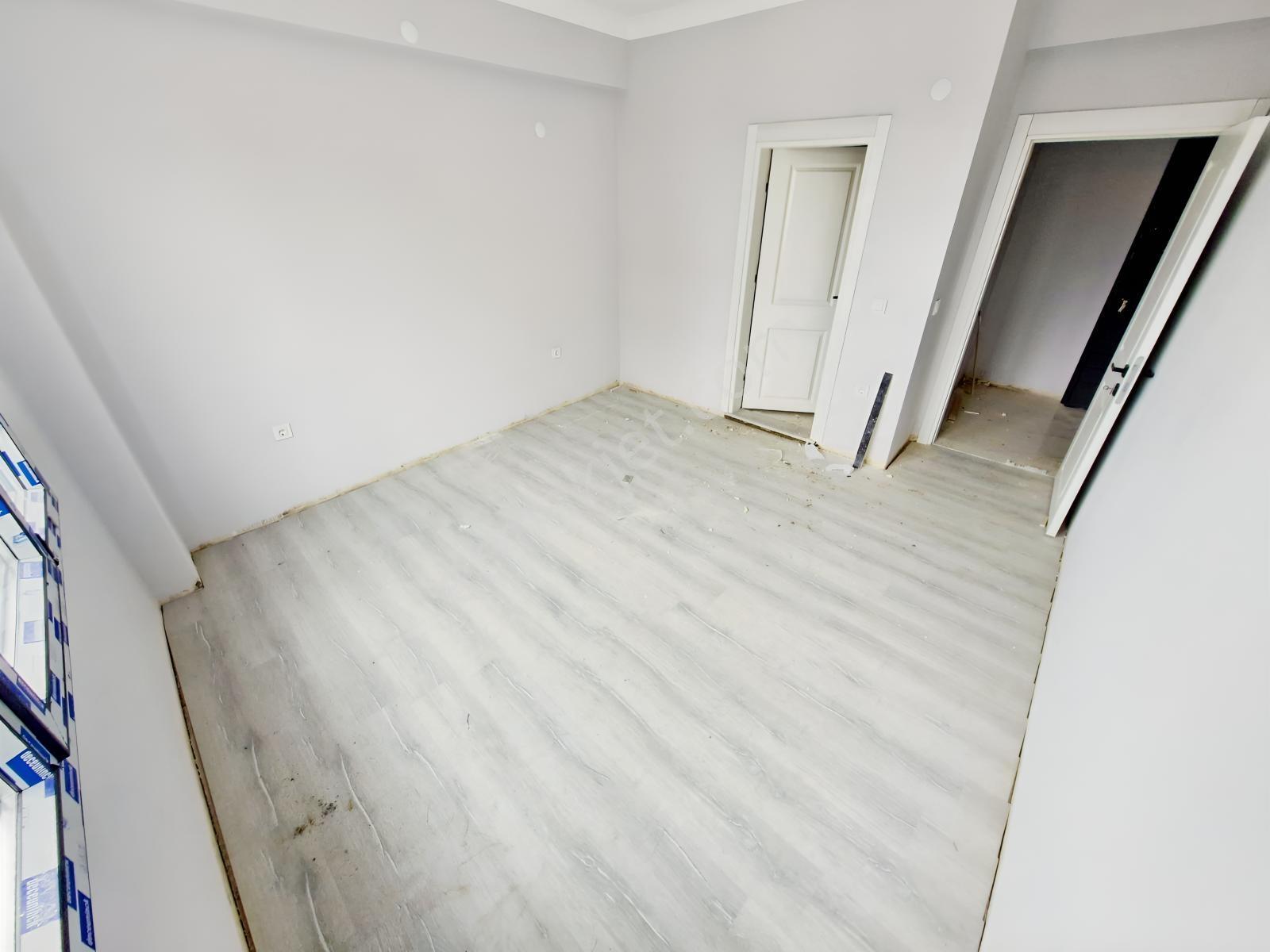 Huzur^dan Hastane Bölgesinde Satılık 3+1 Ebeveyn Banyolu Daire — fotoğraf 12