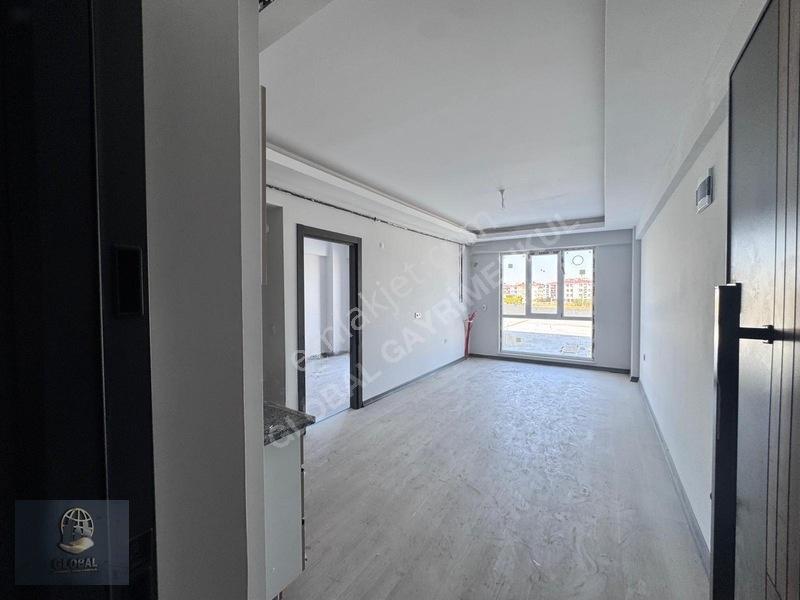 Çorlu Hatip'te Havuzlu Site İçinde Satılık 1+1 Daire 45m² — fotoğraf 6