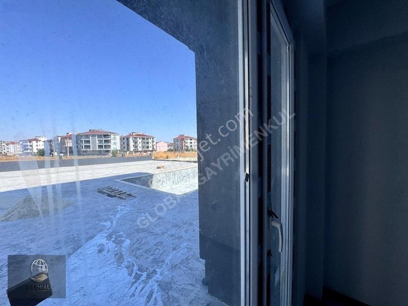 Çorlu Hatip'te Havuzlu Site İçinde Satılık 1+1 Daire 45m² — fotoğraf 15