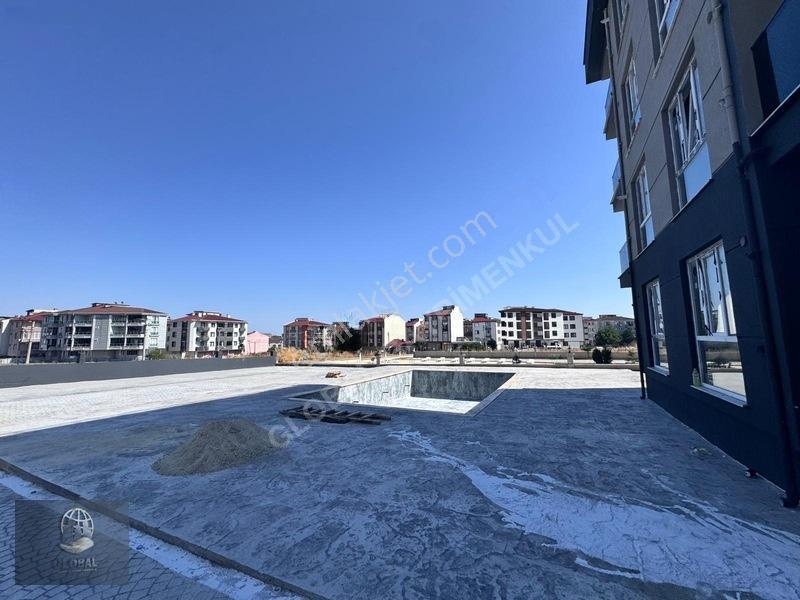Çorlu Hatip'te Havuzlu Site İçinde Satılık 1+1 Daire 45m² — fotoğraf 16