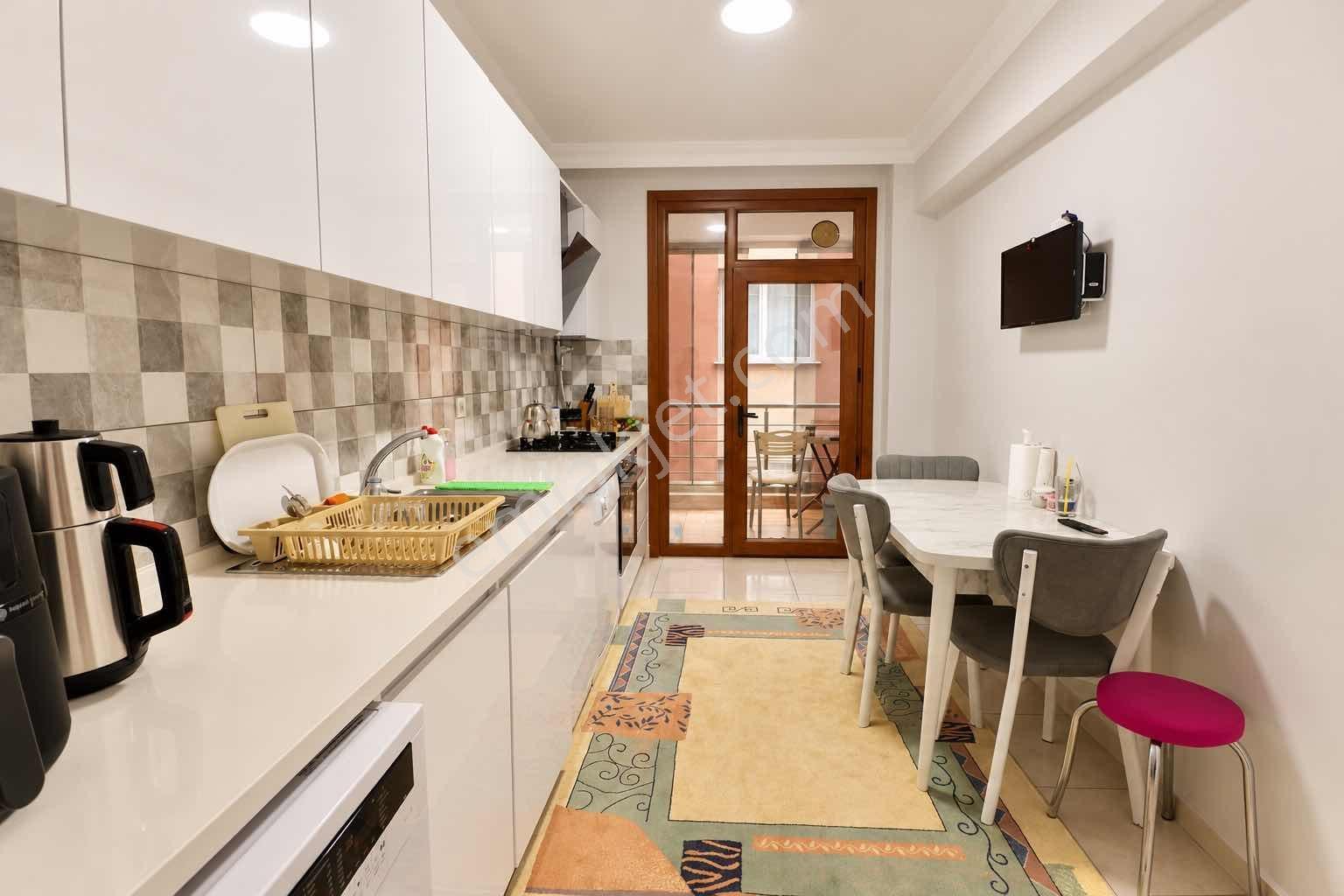 Avcılar Merkez Mahallesinde Yeni Binada Satılık 3+1 — fotoğraf 9