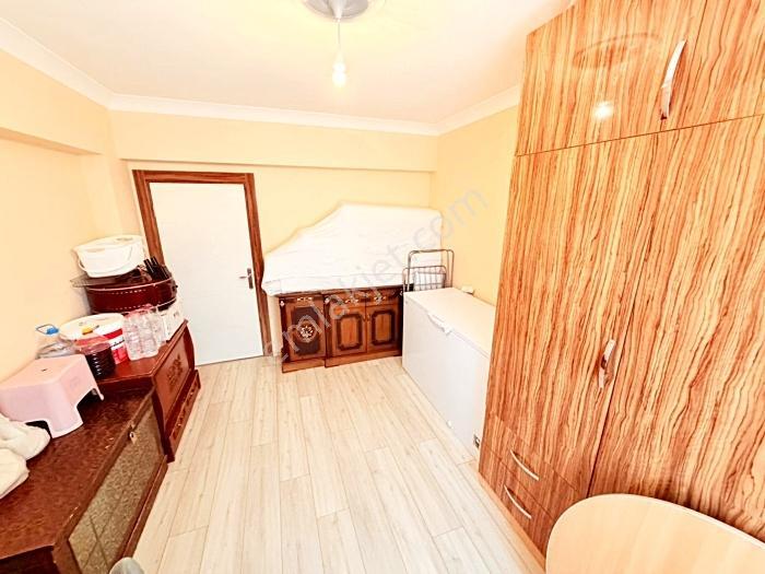 Yenikent Emlak'tan Satılık 4+1 Kilerli Geniş Lüx Daire — fotoğraf 7
