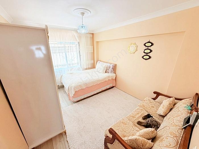 Yenikent Emlak'tan Satılık 4+1 Kilerli Geniş Lüx Daire — fotoğraf 11