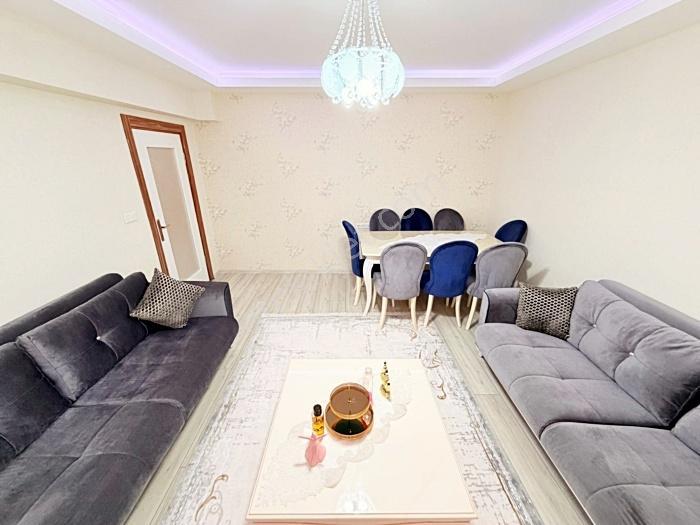 Yenikent Emlak'tan Satılık 4+1 Kilerli Geniş Lüx Daire — fotoğraf 12
