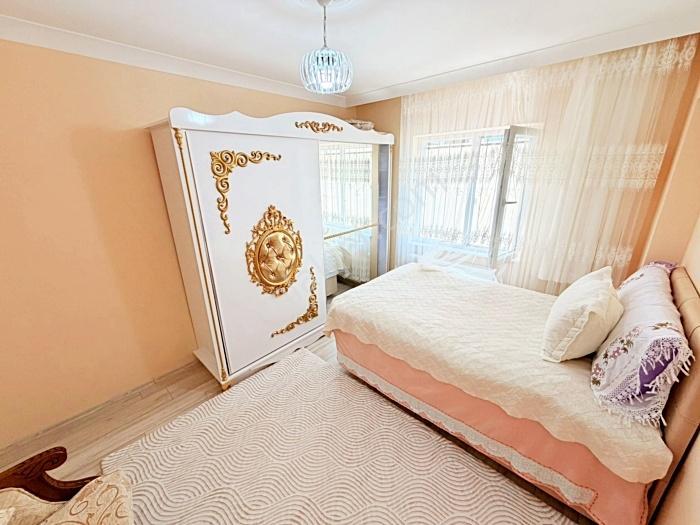 Yenikent Emlak'tan Satılık 4+1 Kilerli Geniş Lüx Daire — fotoğraf 26