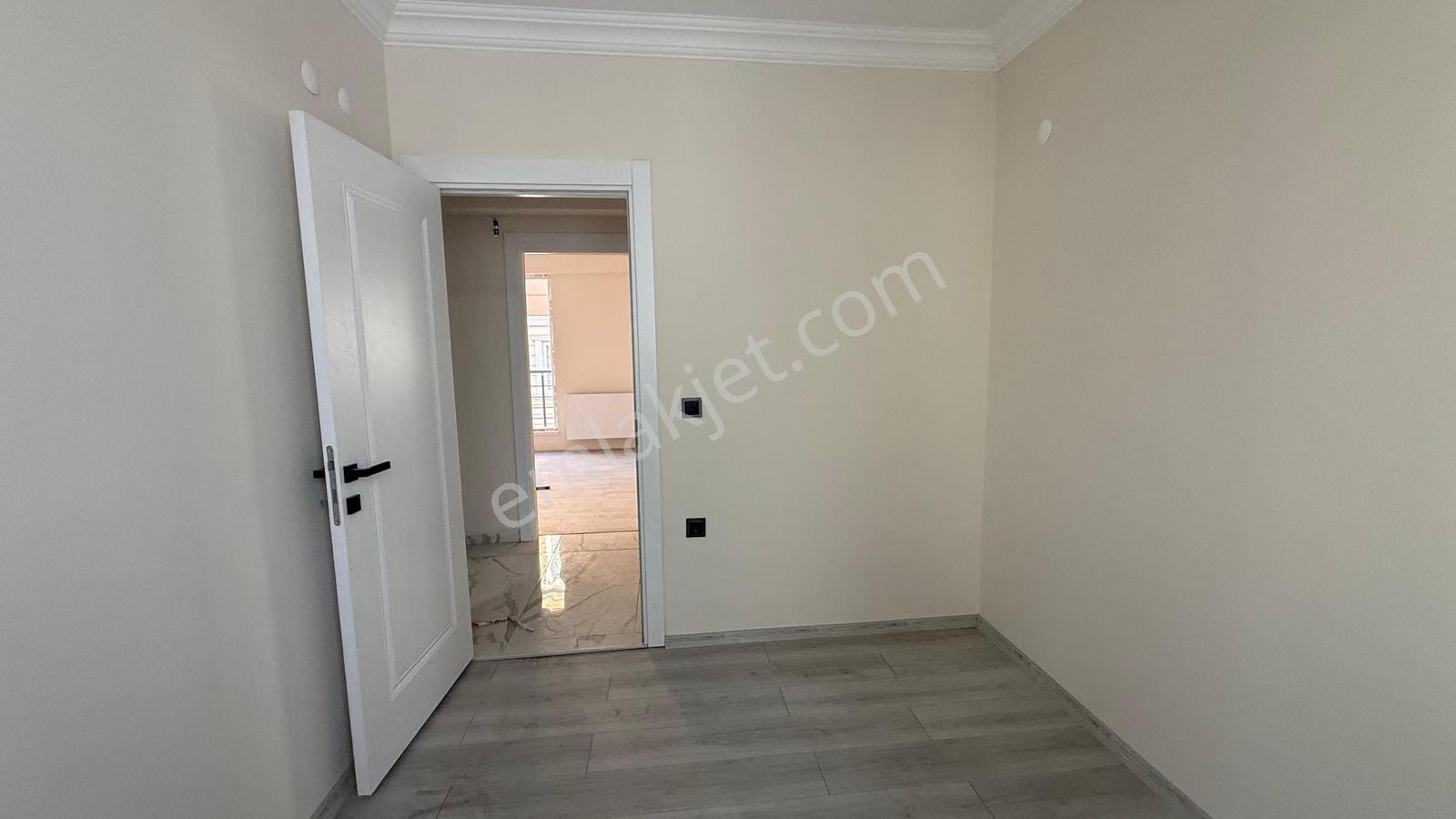 Yılın Fırsatı Mutfak Salon Ayrı 2+1 Cam Balkonlu Kaçırmaaaa!!!! — fotoğraf 23