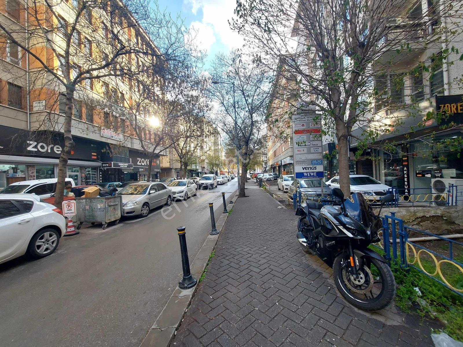 E.efor'dan Hanımeli Sokakta Satıık 2+1 Satılık Daire — fotoğraf 3