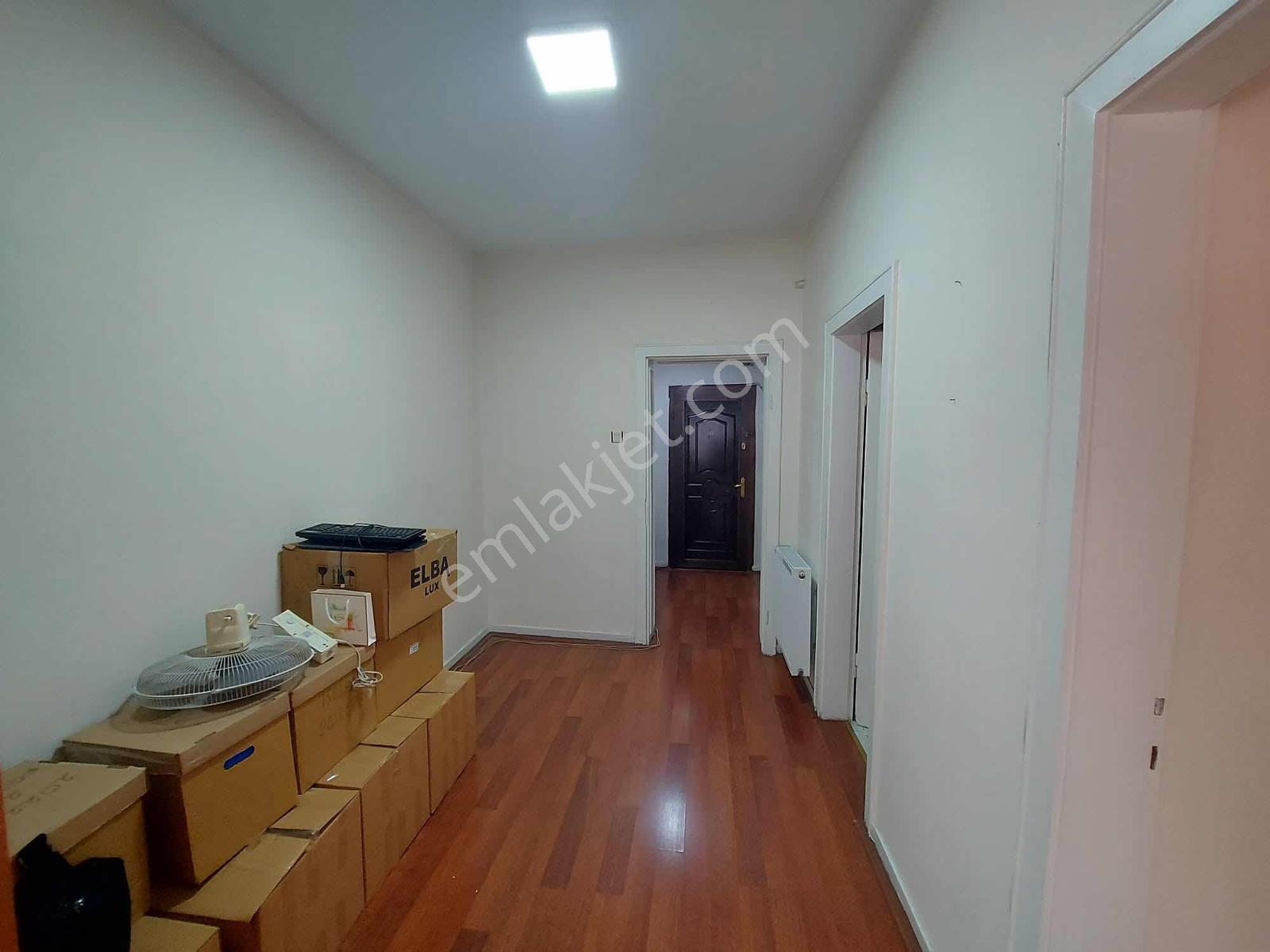 E.efor'dan Hanımeli Sokakta Satıık 2+1 Satılık Daire — fotoğraf 14