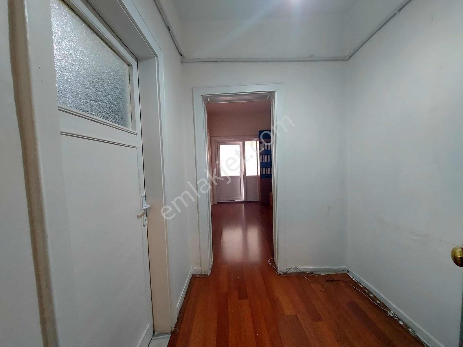 E.efor'dan Hanımeli Sokakta Satıık 2+1 Satılık Daire — fotoğraf 15
