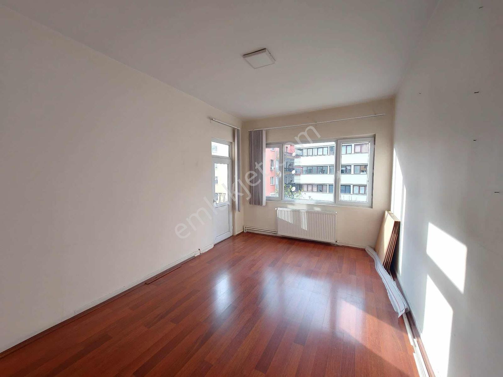 E.efor'dan Hanımeli Sokakta Satıık 2+1 Satılık Daire — fotoğraf 25