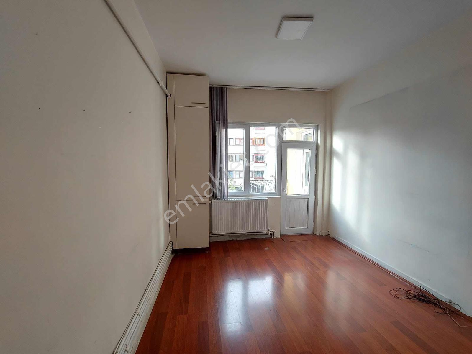 E.efor'dan Hanımeli Sokakta Satıık 2+1 Satılık Daire — fotoğraf 34