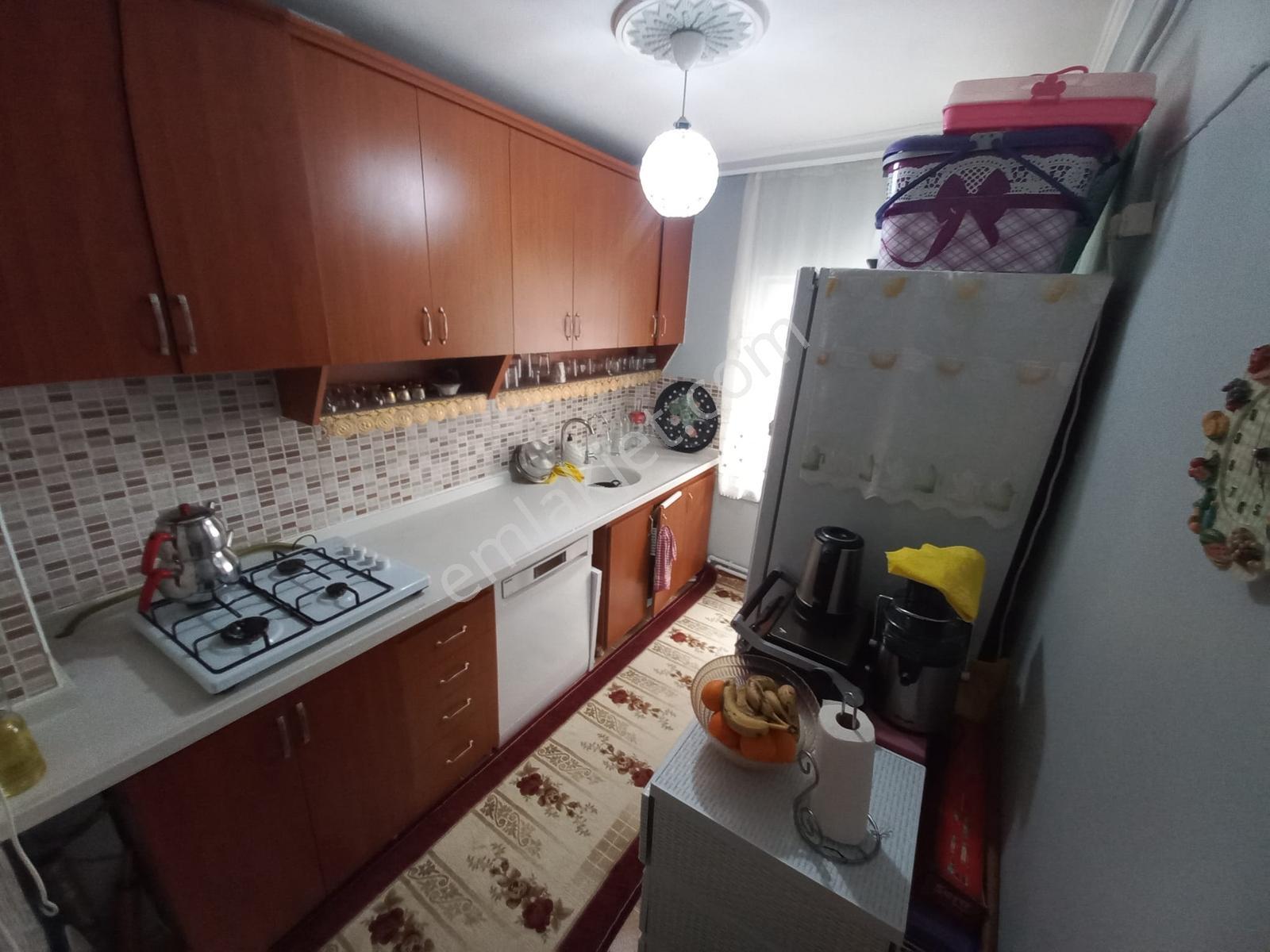 Es'as'tan Tandoğanda 3+1 Bakımlı Merkezi Konumda Satılık Daire — fotoğraf 20