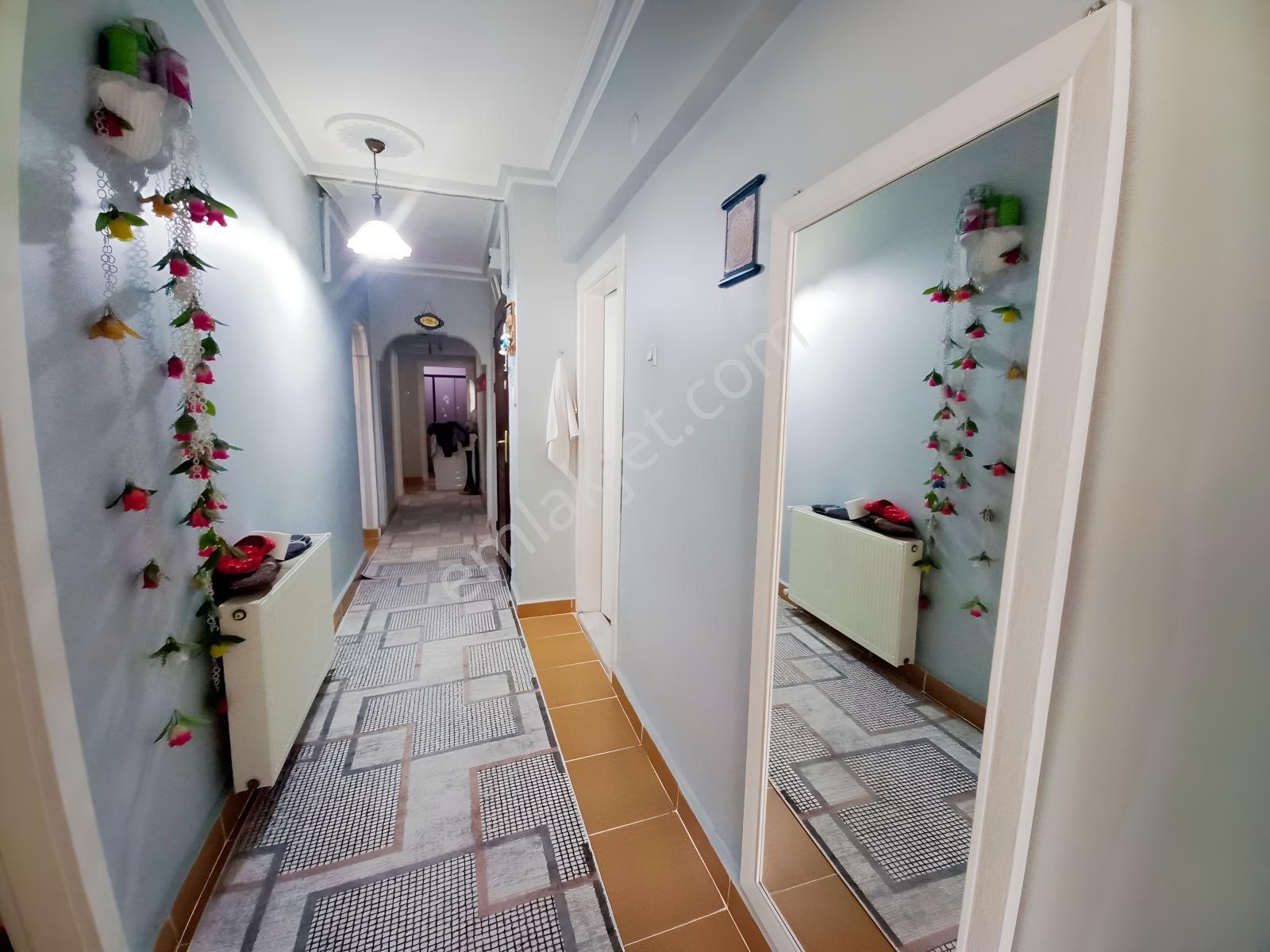 Es'as'tan Tandoğanda 3+1 Bakımlı Merkezi Konumda Satılık Daire — fotoğraf 26
