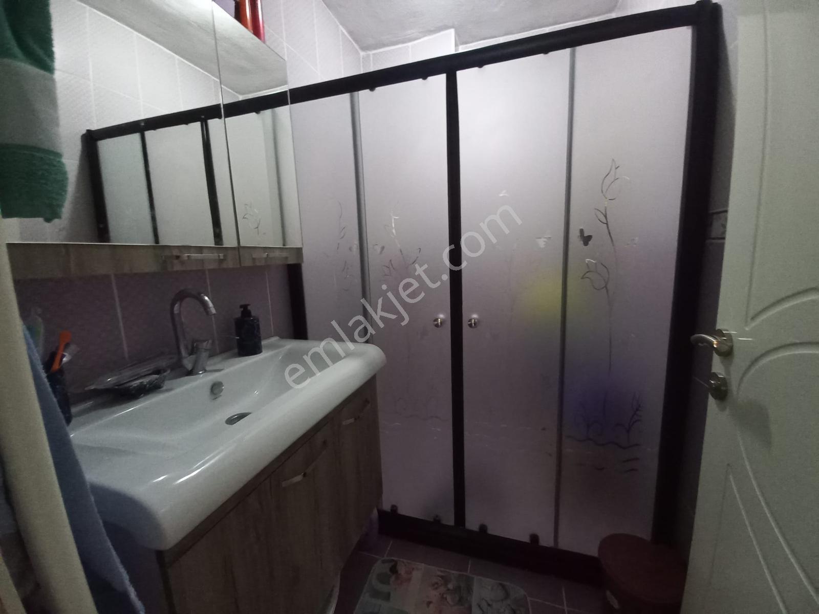 Es'as'tan Tandoğanda 3+1 Bakımlı Merkezi Konumda Satılık Daire — fotoğraf 28