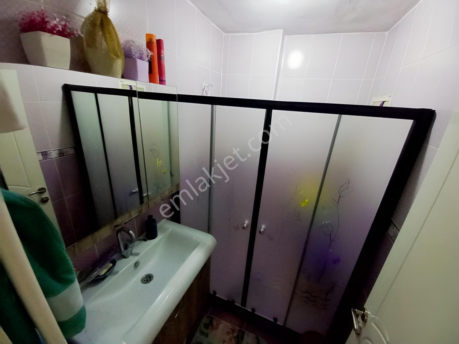 Es'as'tan Tandoğanda 3+1 Bakımlı Merkezi Konumda Satılık Daire — fotoğraf 32