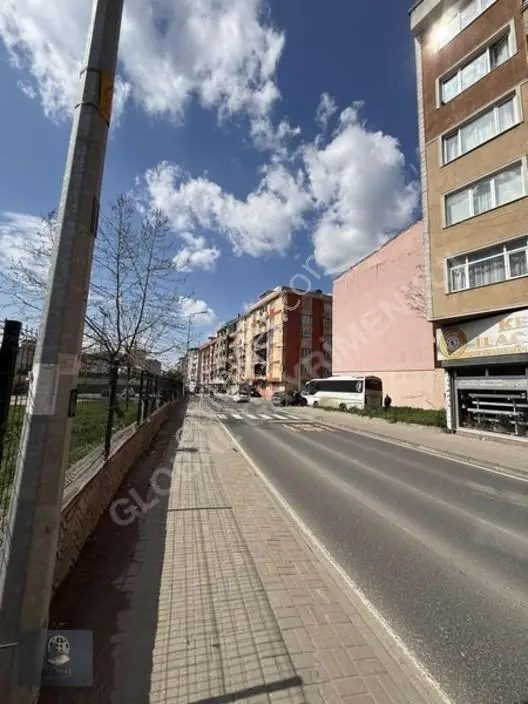 Bahçelievler Cadde Üzeri Stadyuma Cephe Arakat Asansörlü — fotoğraf 2