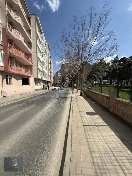 Bahçelievler Cadde Üzeri Stadyuma Cephe Arakat Asansörlü — fotoğraf 3