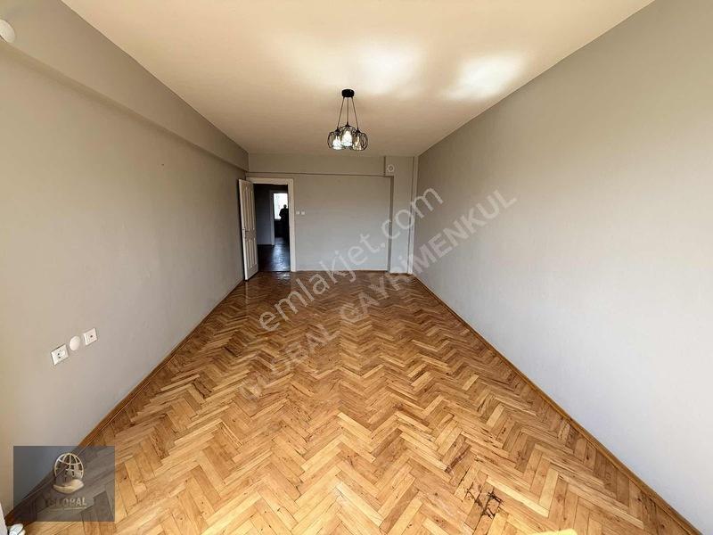 Bahçelievler Cadde Üzeri Stadyuma Cephe Arakat Asansörlü — fotoğraf 14