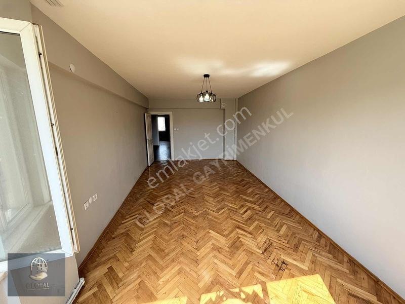 Bahçelievler Cadde Üzeri Stadyuma Cephe Arakat Asansörlü — fotoğraf 15