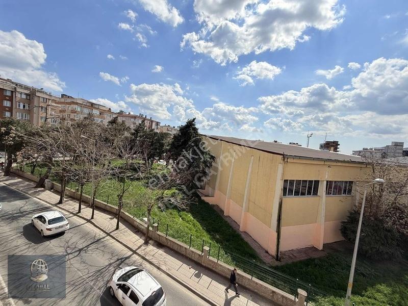 Bahçelievler Cadde Üzeri Stadyuma Cephe Arakat Asansörlü — fotoğraf 16